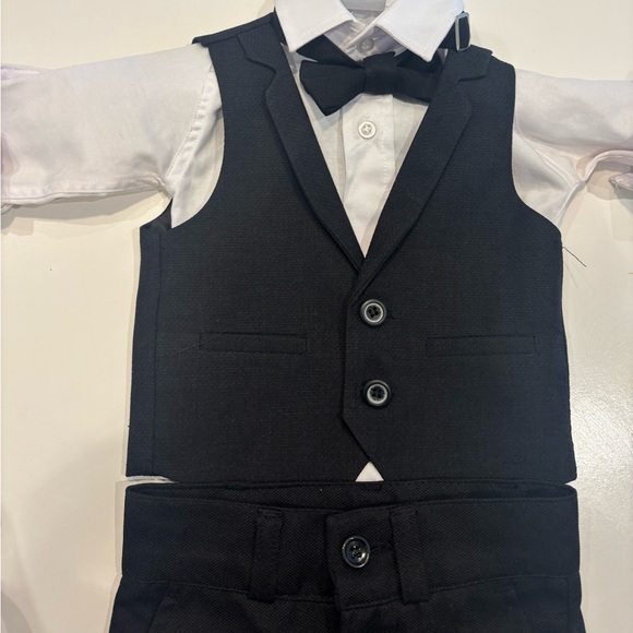 Classic Black and White Kids Formal Set - Picture 2 of 6